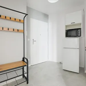 Cozy Studio For 4 Ppl With Balcony Apartament Warszawa